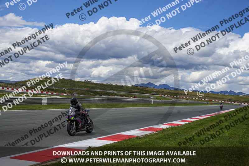 cadwell no limits trackday;cadwell park;cadwell park photographs;cadwell trackday photographs;enduro digital images;event digital images;eventdigitalimages;navarra;no limits trackdays;peter wileman photography;racing digital images;trackday digital images;trackday photos